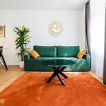 247 Reside - Sz1 Διαμέρισμα *