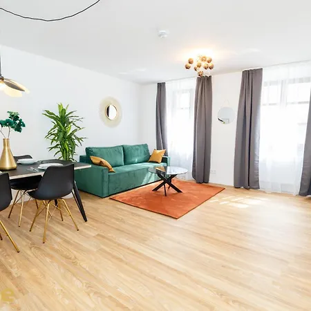 247 Reside - Sz1 * Straubing