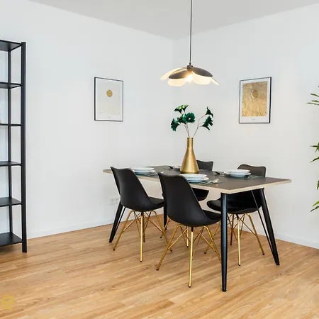 247 Reside - Sz1 * Straubing
