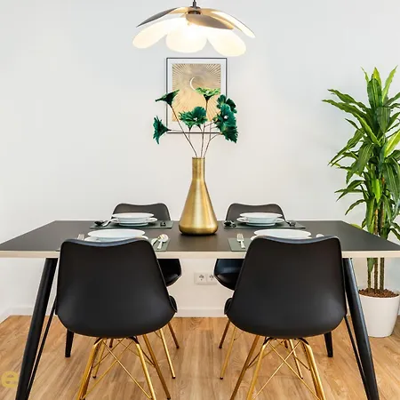 247 Reside - Sz1 Apartment