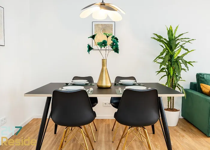 247 Reside - Sz1 Апартаменты